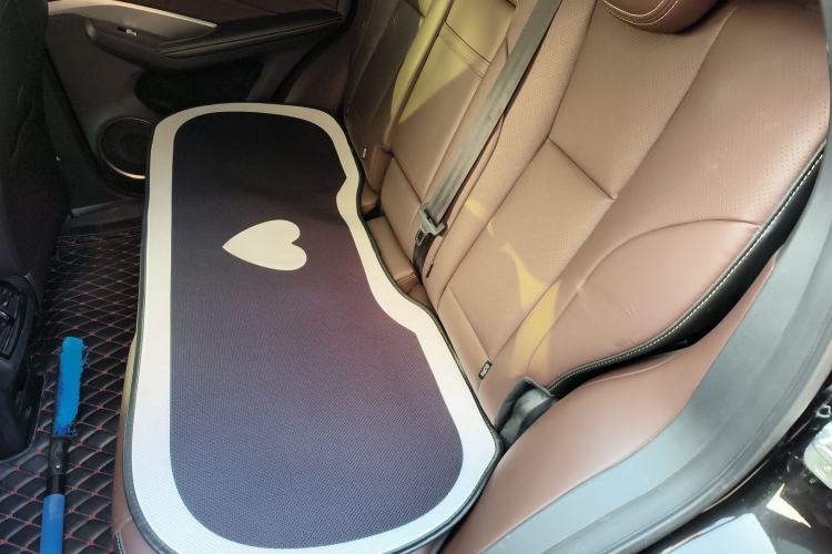 Used Wey VV6 2018 2.0T Two-Wheel-Drive Ultra-Luxury Version China V Standard
