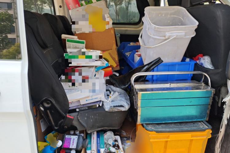 Used Ford Transit 2017 2.0T Diesel Multi-Function Commercial Vehicle Short Wheelbase Mid-Roof China V Standard