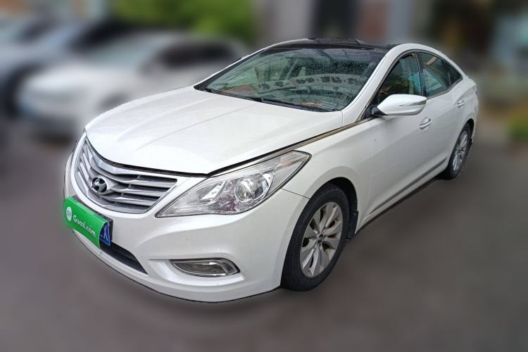 Used Hyundai Azera 2011 2.4L Luxury Model