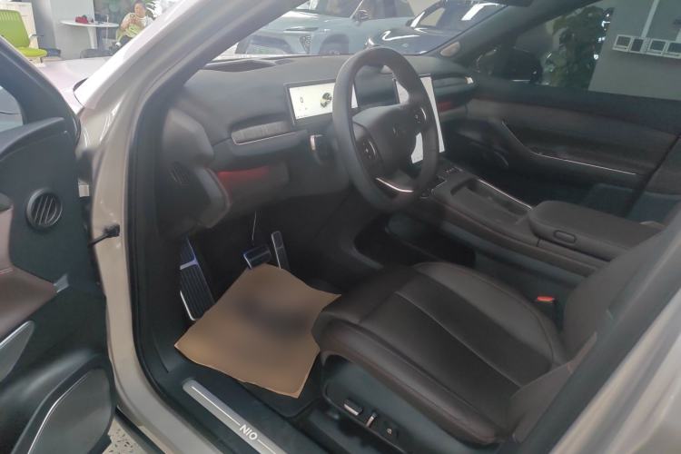 Used Nio EC7 2024 75 kWh Driver Seat