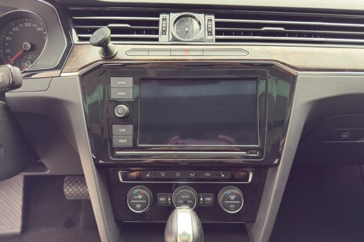 Used Volkswagen Magotan 2019 330TSI DSG Luxury Version China VI Standard
