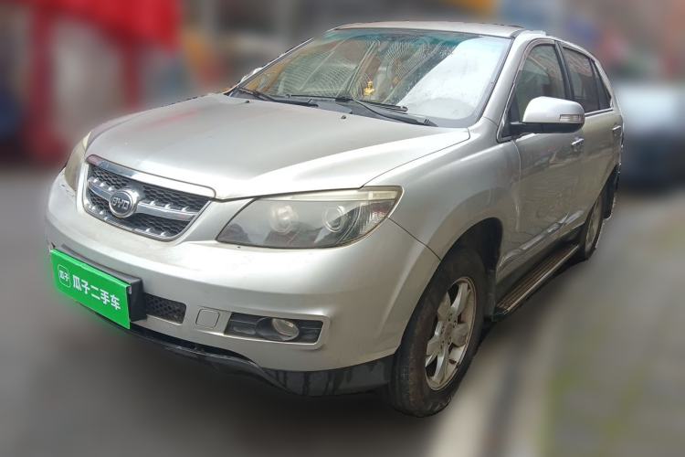 Used BYD S6 2012 2.0L Manual Luxury Version