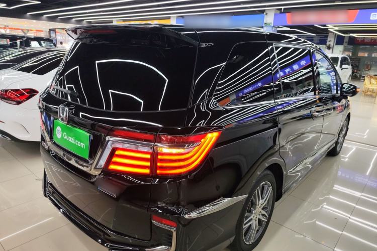 Used Honda Elysion 2019 2.0L Hybrid Supreme Edition
