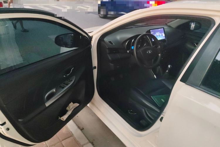 Used Toyota YARiS L Zhi Xuan 2014 1.3E Manual Charm Edition