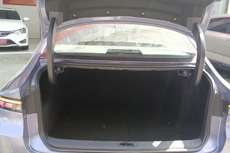 Used Nissan N6 2026 Model 180 Max
