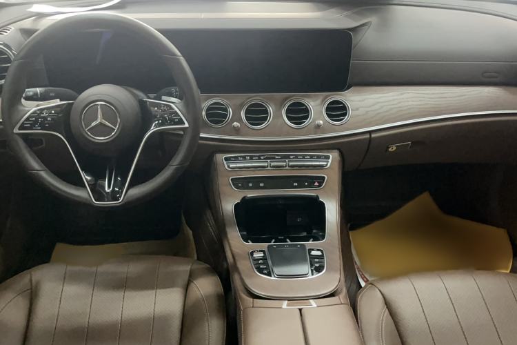 Used Mercedes-Benz E-Class 2021 Restyled E 300 L Luxury Edition
