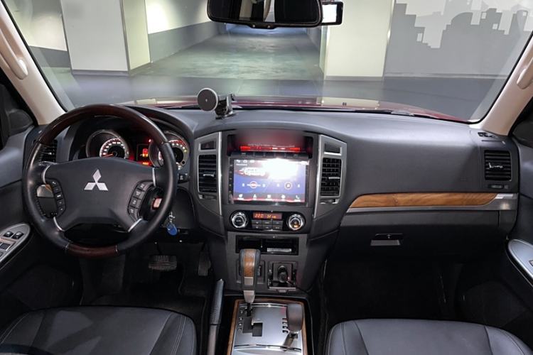 Used Mitsubishi Pajero 2019 3.0L Automatic Prestige Edition