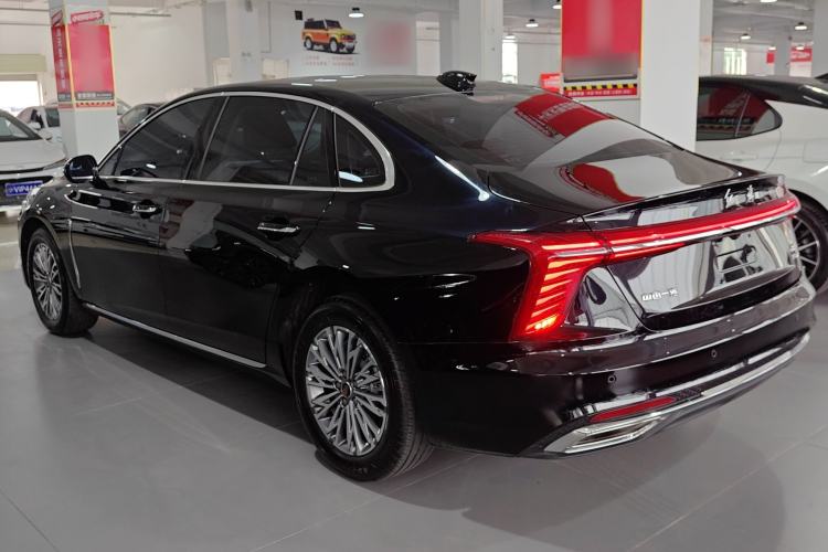 Used Hongqi H5 2025 1.5T DCT Qiyun 500 000th Unit Commemorative Edition

