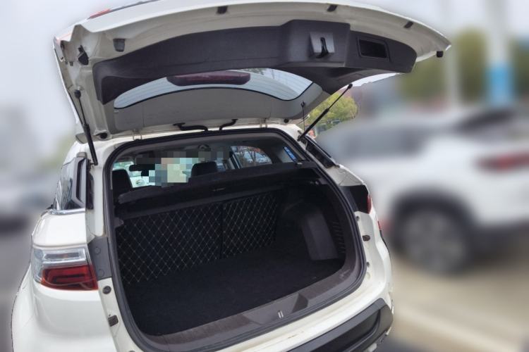 Used JMC Yusheng S330 2016 1.5L GTDi Automatic Two-Wheel Drive Flagship Edition