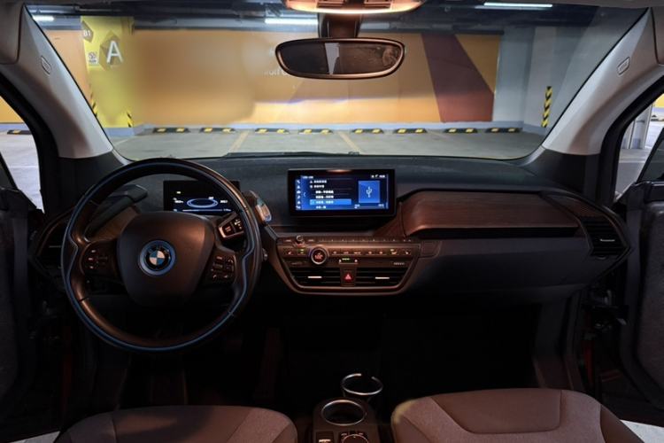 Used BMW i3 2019 Fast Charging Edition
