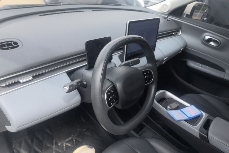 Used Dongfeng NAMMI 01 2024 New Edition 330 Air Center Console