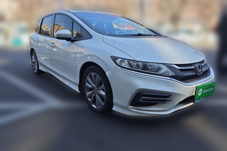 Used Honda Jade 2017 1.8L automatic Comfort version 5 seats
