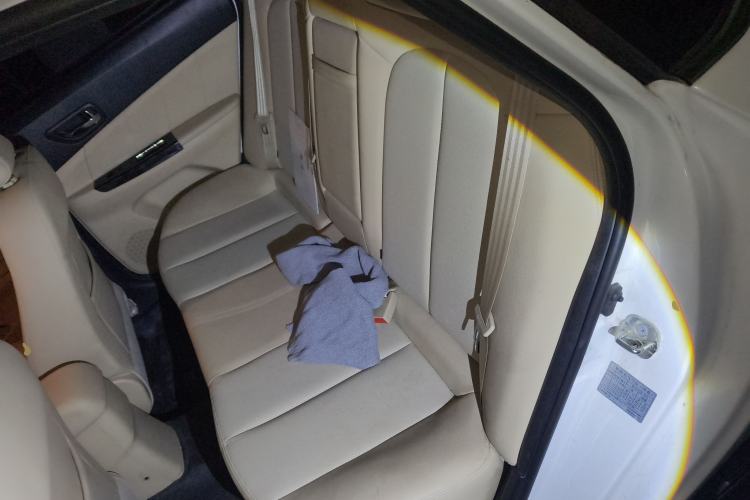 Used Changan Eado 2015 1.6L Manual Luxury Model China V Standard
