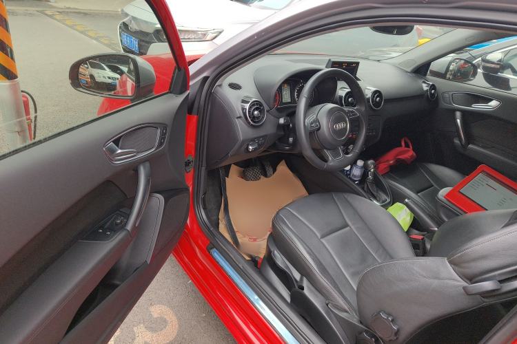 Used Audi A1 2014 30 TFSI Comfort Model
