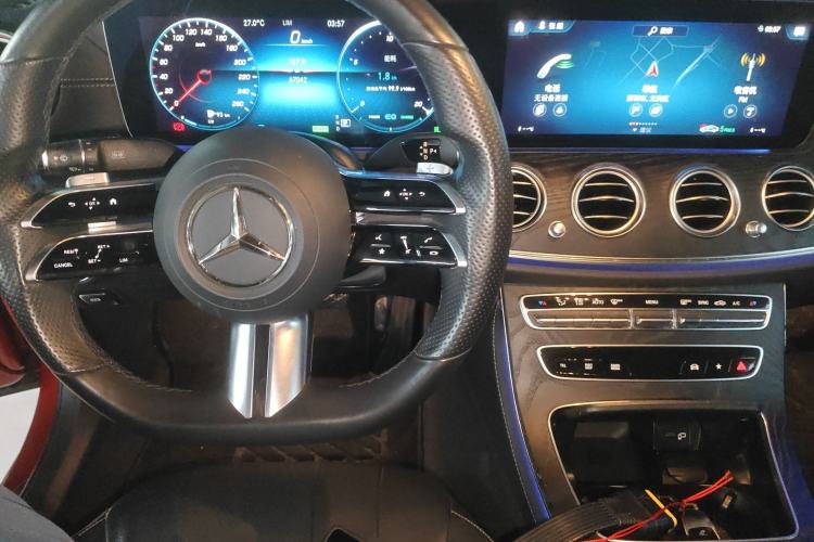 Used Mercedes-Benz E-Class 2021 E 260 Stylish Sports Edition Center Console