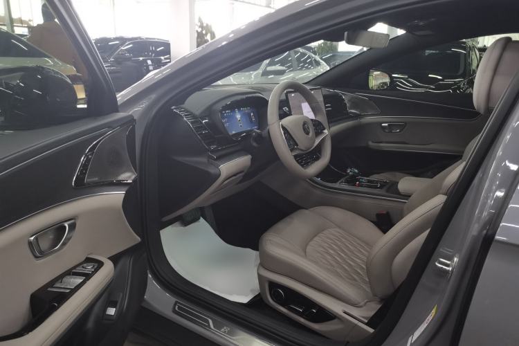 Used BYD Han 2025 EV Intelligent Driving Edition 701KM LiDAR Flagship Model