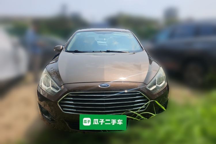 Used Ford Escort 2015 1.5L Manual Comfort Model
