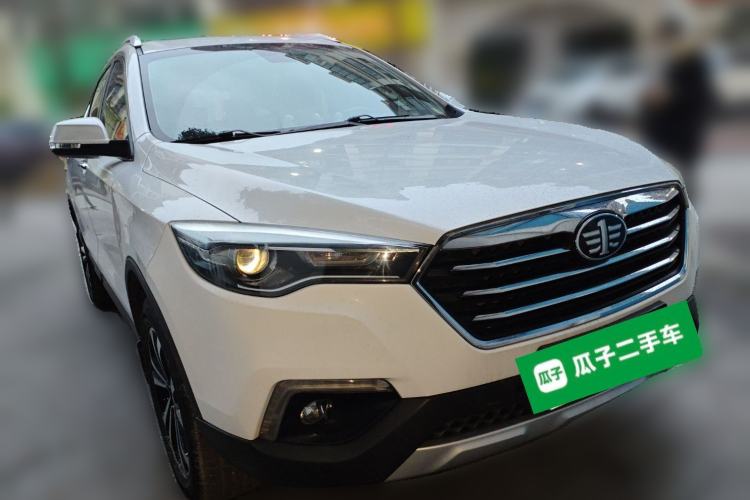 Used Bestune X80 2018 Live Edition 2.0L Manual Luxury Model
