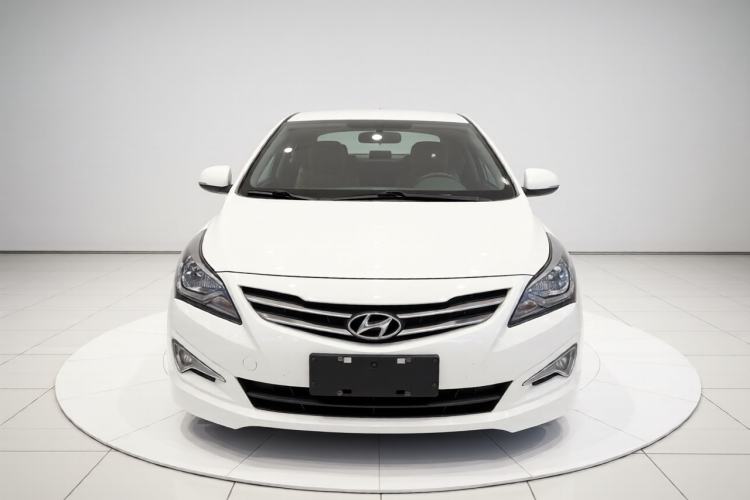 Used Hyundai Verna (older generation) 2016 1.4L Manual Smart GLS Trim Front