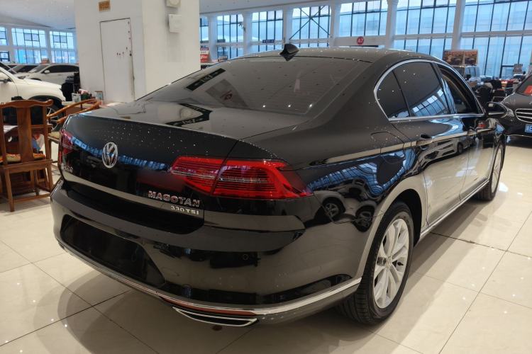 Used Volkswagen Magotan 2018 Facelift 330TSI DSG Luxury Model