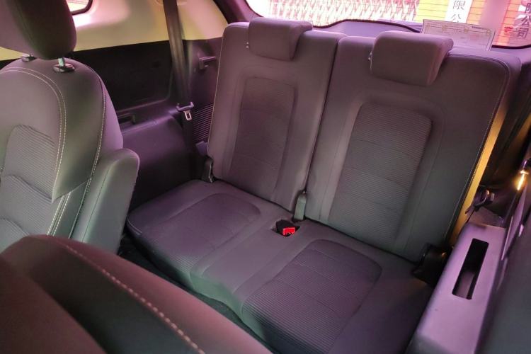 Used JETOUR X90 2019 1.6T DCT Yue Lü Edition 6 Seats China VI Standard Interior 2