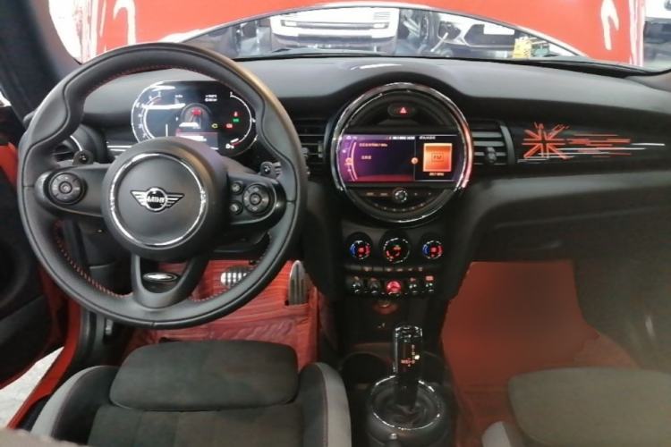 Used MINI 2021 2.0T COOPER S Racing Driver
