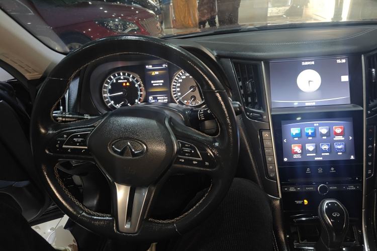 Used Infiniti Q50L 2018 2.0T Comfort Edition China VI Standard
