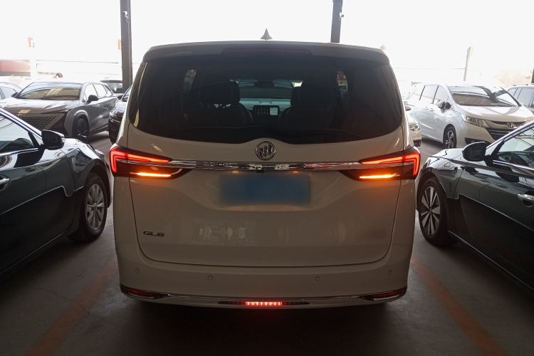 Used Buick GL8 2023 Land Executive Class Smart Enjoyment Model
