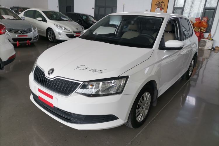 Used Skoda Fabia 2015 1.4L Automatic Front-Drive Model