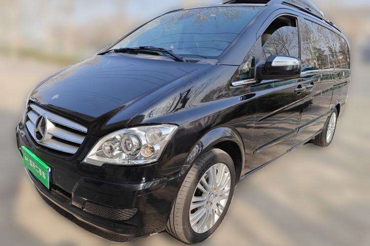 Used Mercedes-Benz Viano 2013 3.5L Haoci version