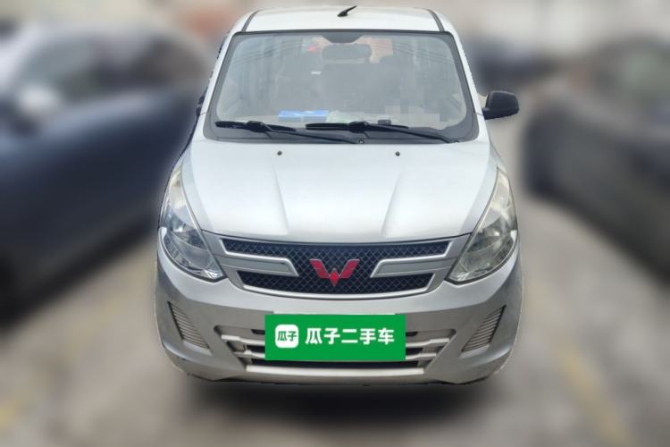 Used Wuling Rongguang V 2016 1.5L Standard Version
