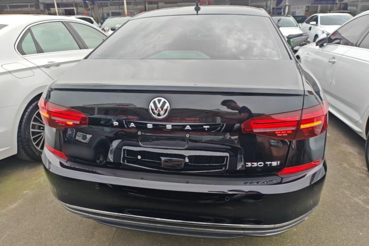 Used Volkswagen Passat 2019 330TSI Elite Edition China VI