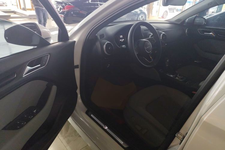 Used Audi A3 2020 Limousine 35 TFSI Fashion Edition China VI Emission Standard
