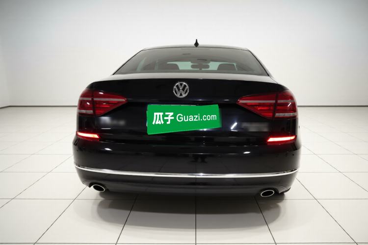 Used Volkswagen Passat 2017 330TSI DSG Luxury Edition Exterior 4