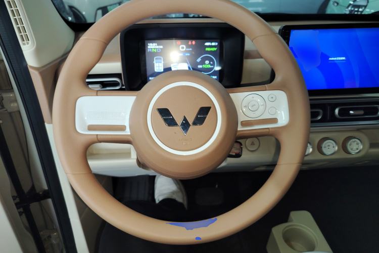 Used Wuling Hongguang MINIEV 2024 3rd Generation 215km Youth Edition
