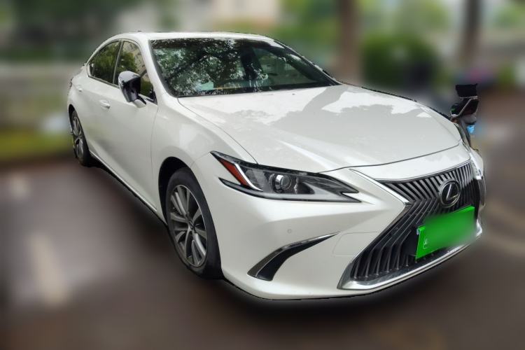 Used Lexus ES 2020 200 Excellence Edition
