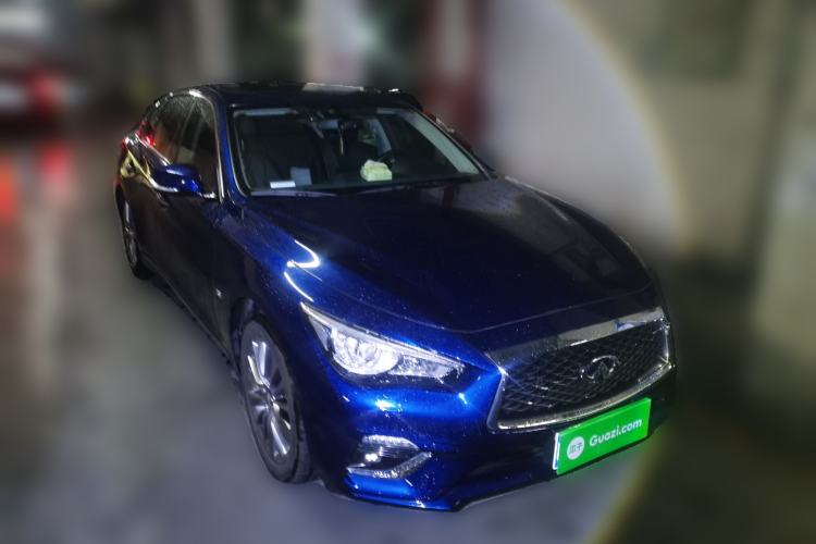 Used Infiniti Q50L 2018 2.0T Enjoyment Version China VI Standard Front Right 45 Deg