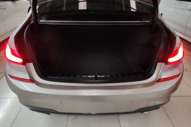 Used BMW 3 Series 2021 Restyled 325Li xDrive M Sport Package
