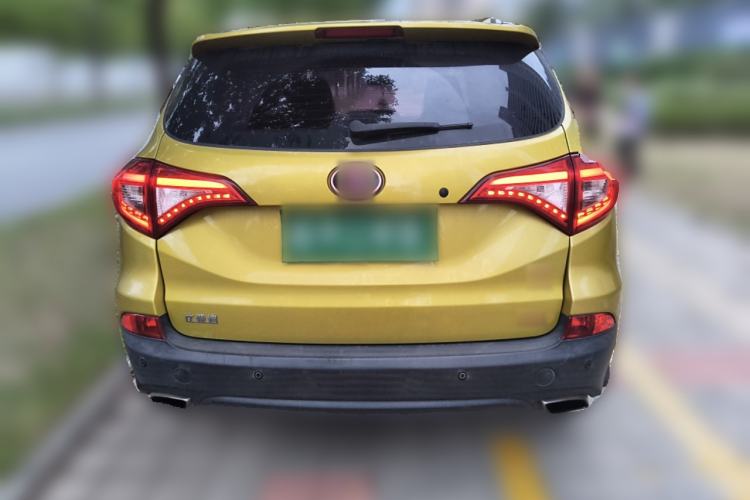 Used BYD Song 2016 GaiShi Edition 1.5TID Automatic Elite Model
