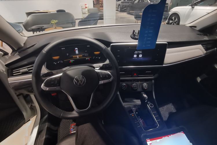 Used Volkswagen Bora 2024 200TSI DSG Comfort Edition
