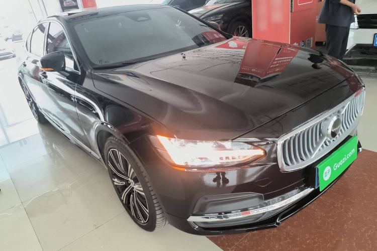 Used Volvo S90 2024 B5 Zhiyuan Luxury Edition
