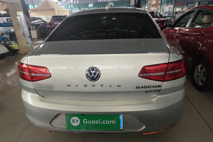 Used Volkswagen Magotan 2017 330TSI DSG Leading Model Rear