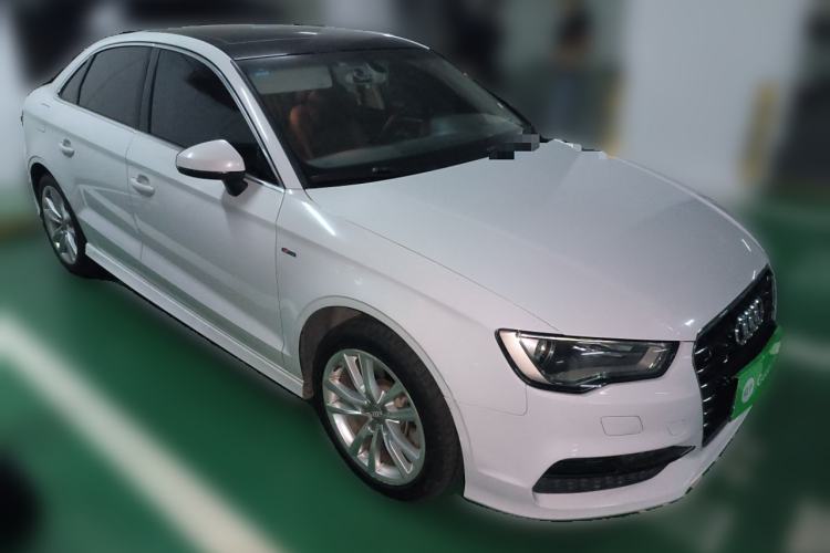 Used Audi A3 2014 Limousine 40 TFSI S line Comfort Model
