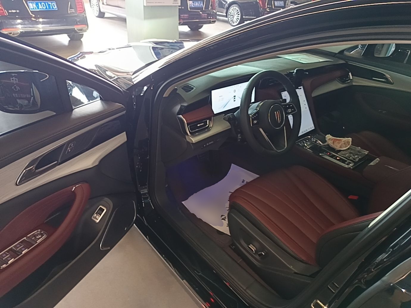 Hongqi H5 PHEV 2025 130 Super Hybrid Version — снимка 18