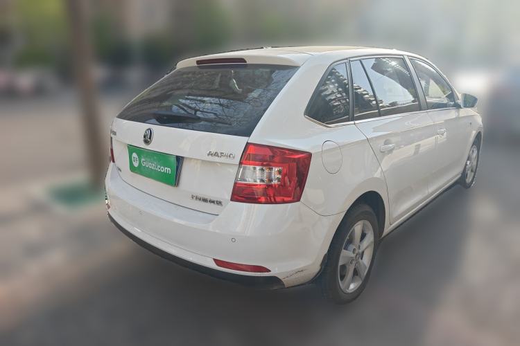 Used Skoda Rapid Spaceback 2016 Revised 1.6L Automatic Chuanxing Version
