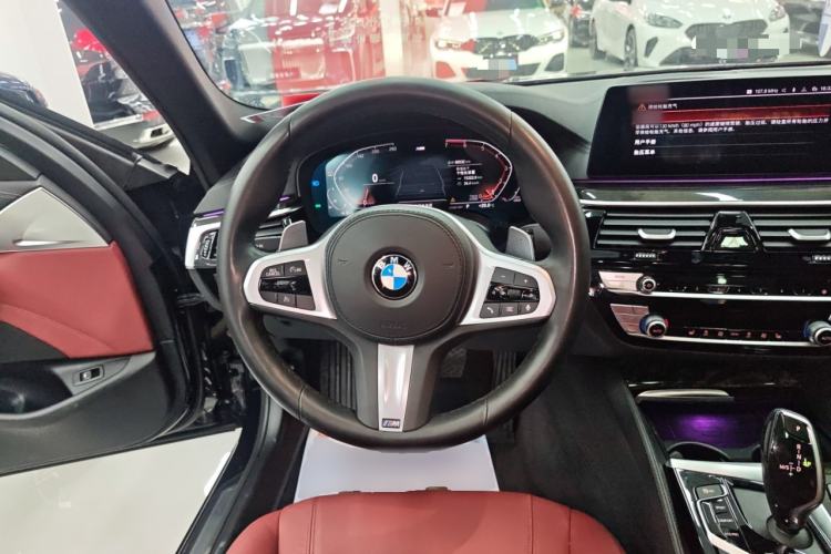 Used BMW 5 Series 2020 530Li Leading Model M Sport Package Steering Wheel