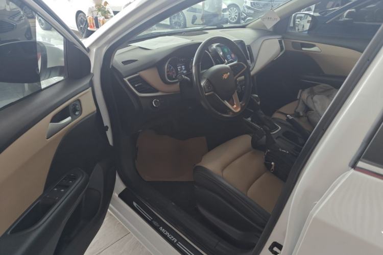 Used Chevrolet Monza 2022 320 Automatic Enjoyment Edition Driver Seat