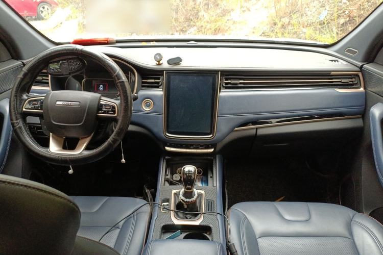 Used CHANGAN OSHAN COS1 2020 1.5T Manual Fashionable Smart Connectivity 7-Seater