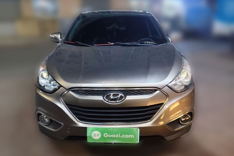 Used Hyundai ix35 2012 2.4L Automatic Two-Wheel Drive Prestige Edition GLS
