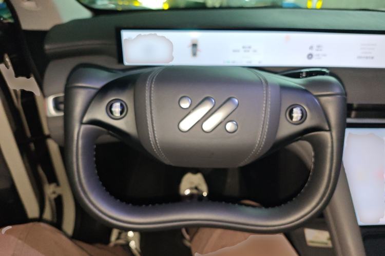 Used IM LS6 2023 Max Standard Edition Steering Wheel